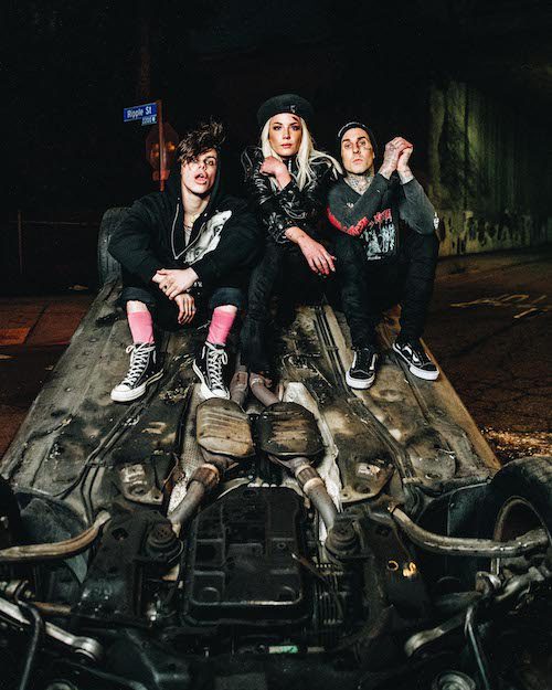 11 MINUTES BY YUNGBLUD HALSEY FEAT. TRAVIS BARKER IS OUT NOW